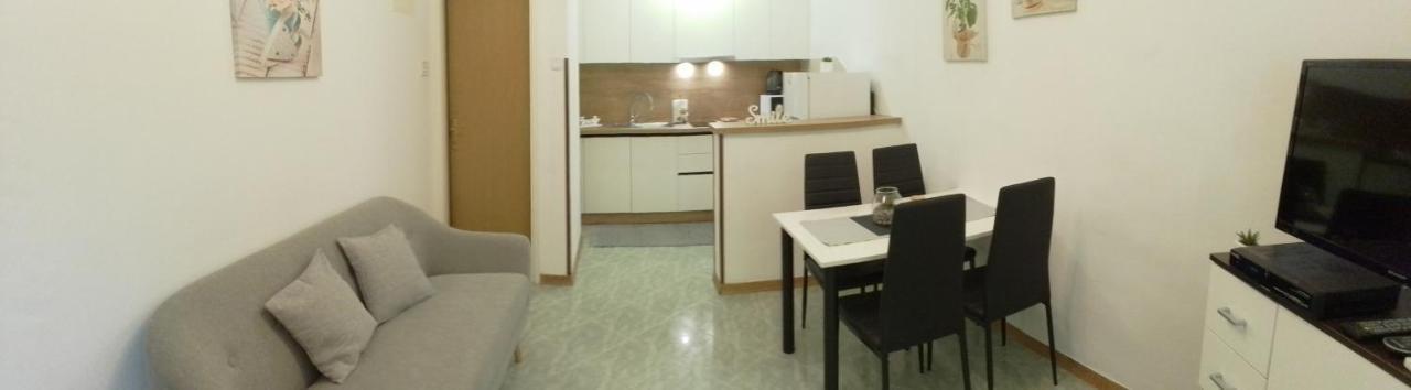 Apartamento Apartman Leni Poreč Exterior foto