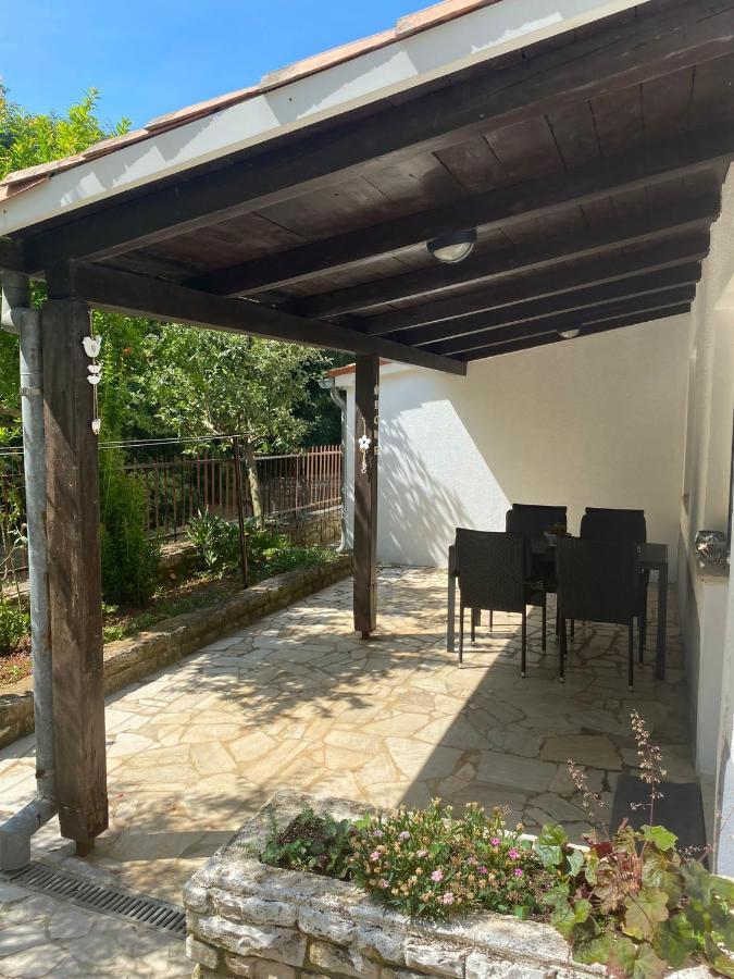 Apartamento Apartman Leni Poreč Exterior foto