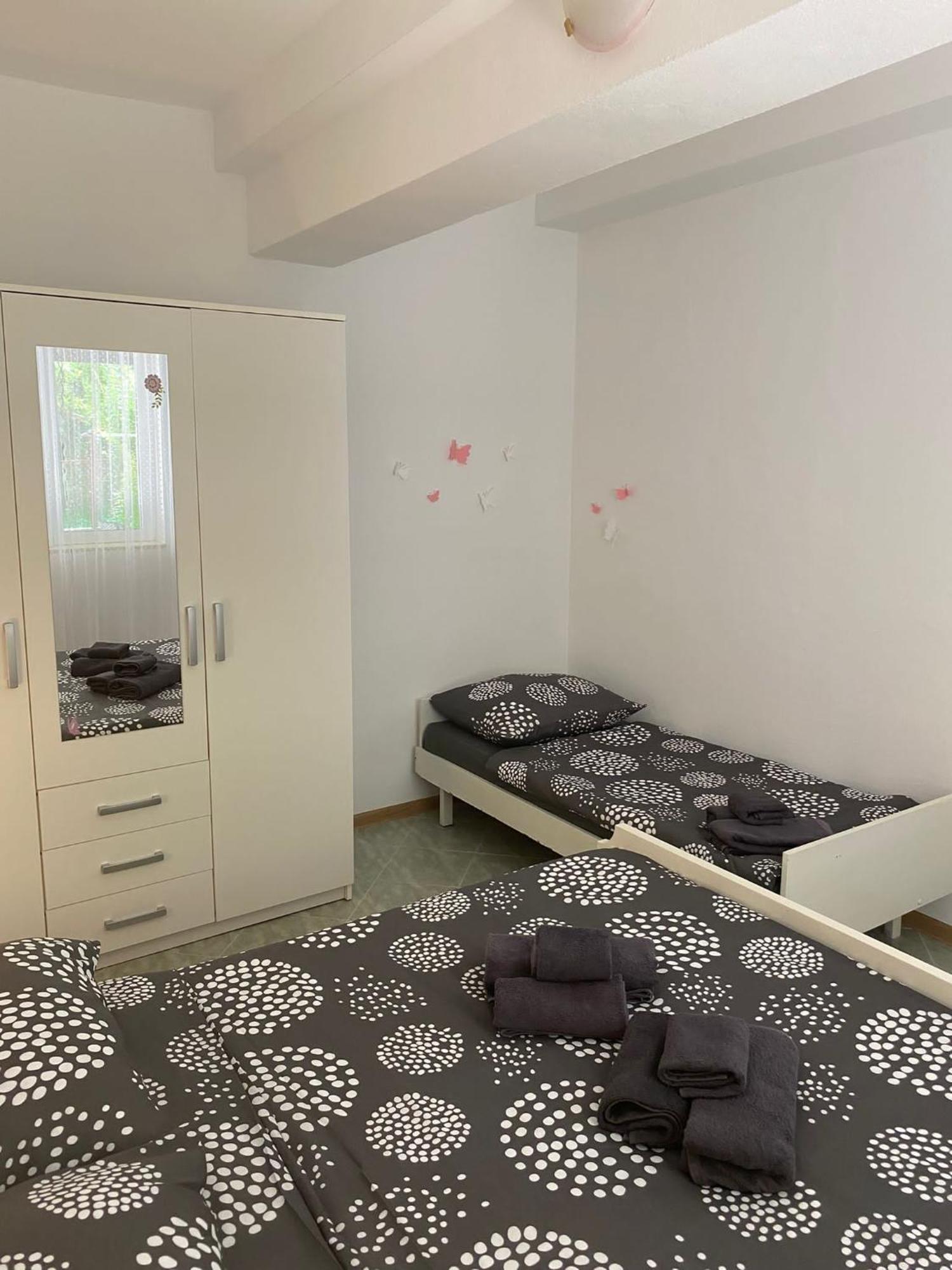 Apartamento Apartman Leni Poreč Exterior foto